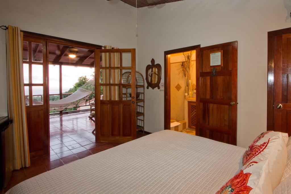 Hotel Villas Nicolas - Adults Only Manuel Antonio Bilik gambar